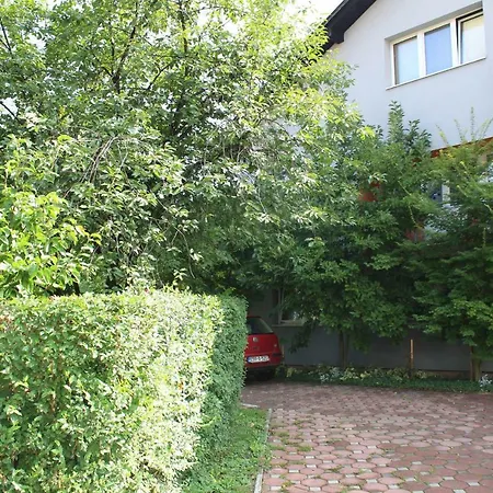 Garden Апартаменты *